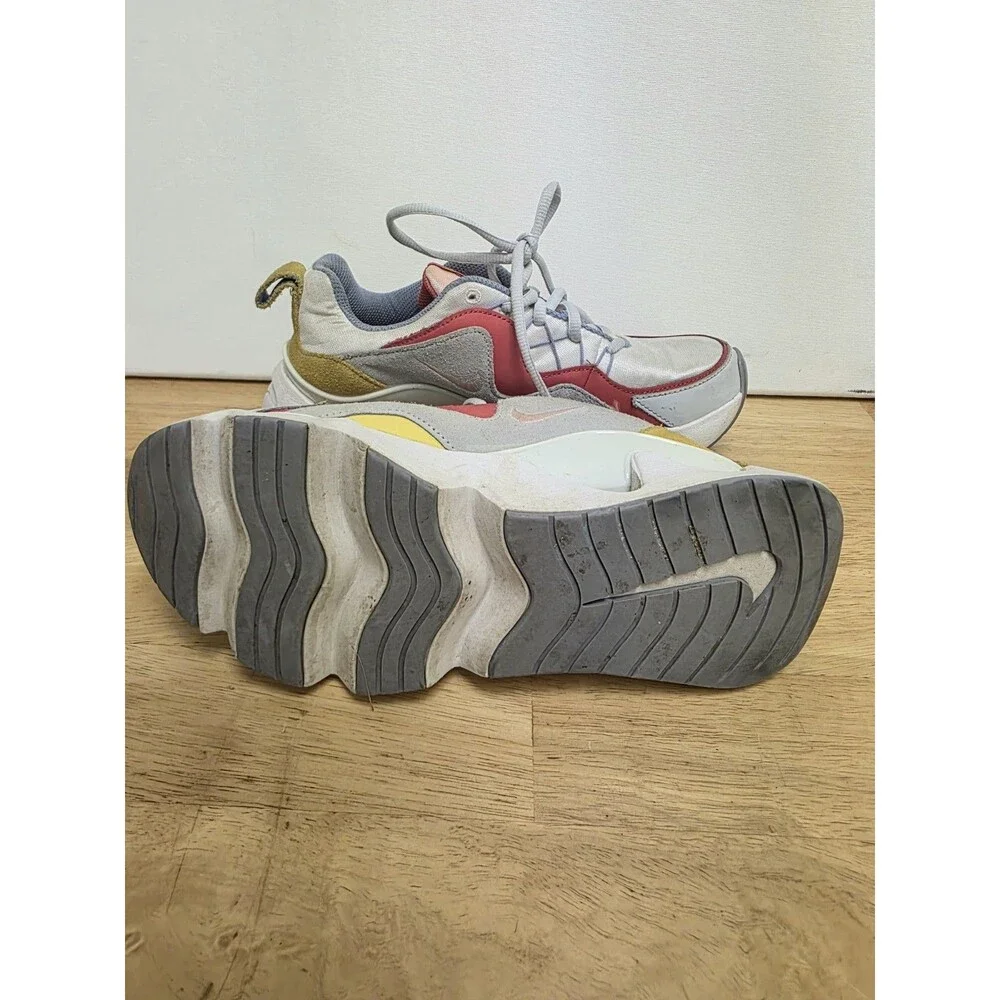Nike unisex low